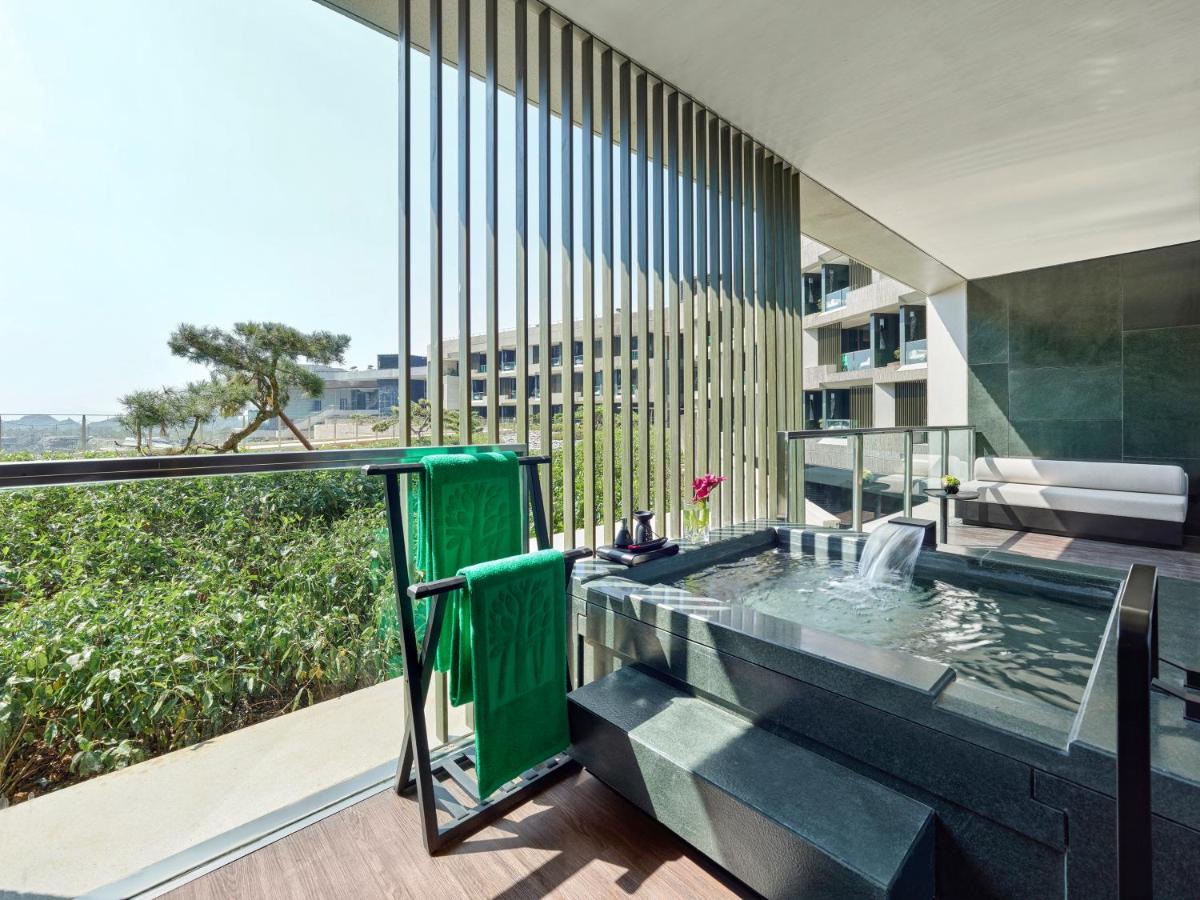 Отель Banyan Tree Nanjing Garden Expo Экстерьер фото